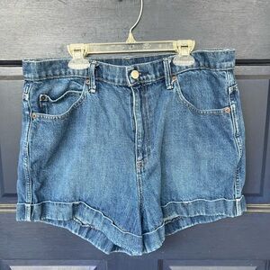 Classic Blue Denim Rolled-Hem Women's Shorts
